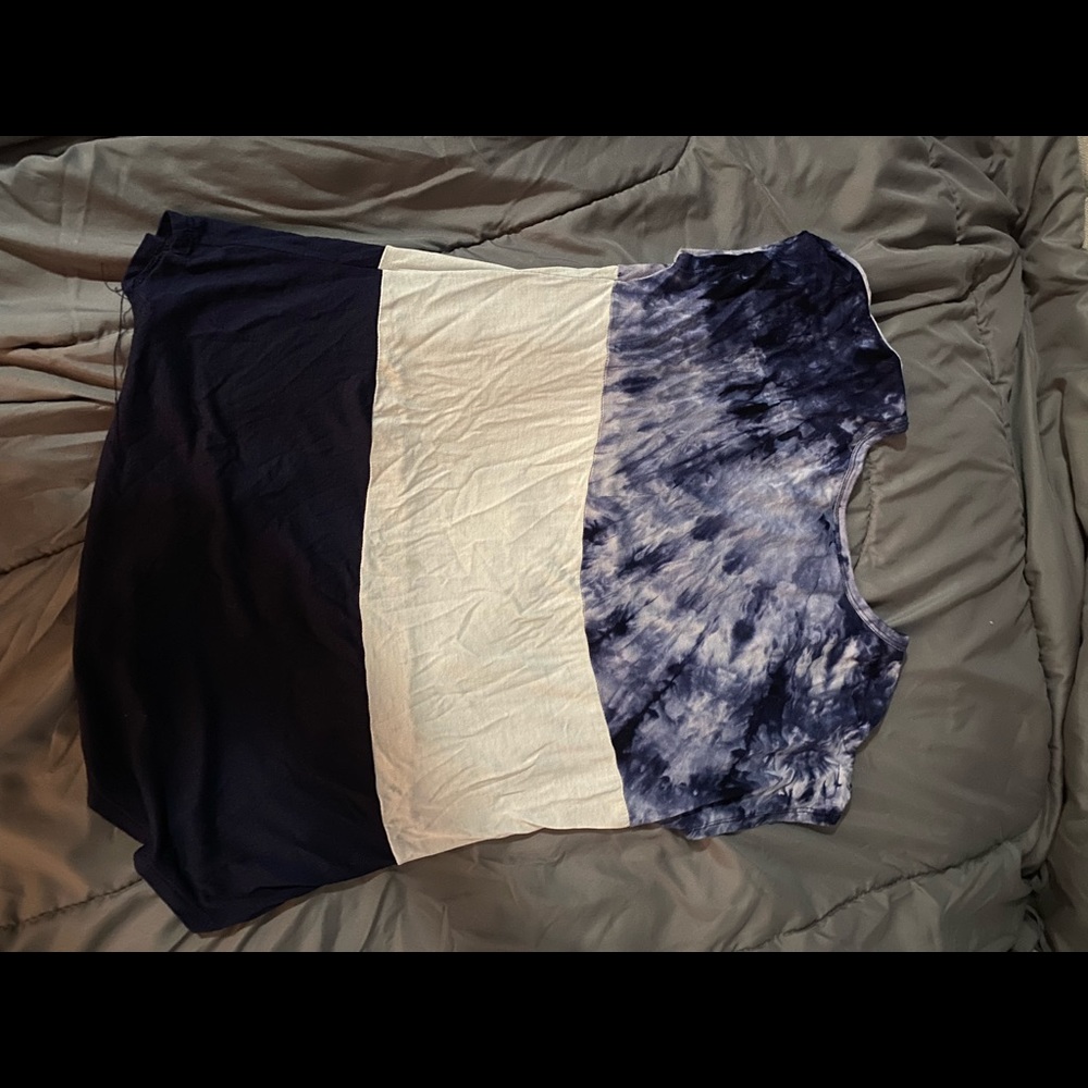 Womans block color tee